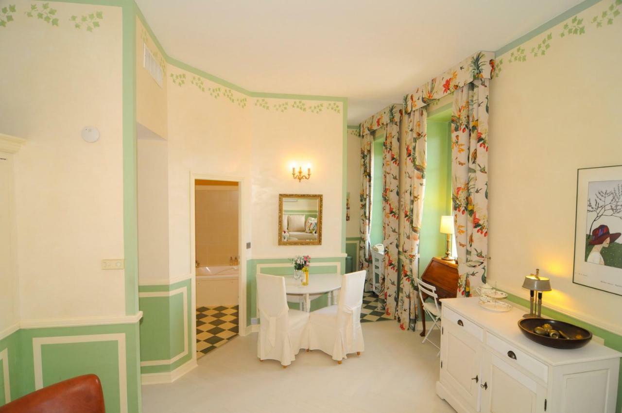 Chateau Des Gipieres Bij De Mont Ventoux モンブリュン・レ・バン エクステリア 写真